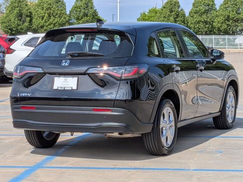 Certified 2025 Honda HR-V LX image 7