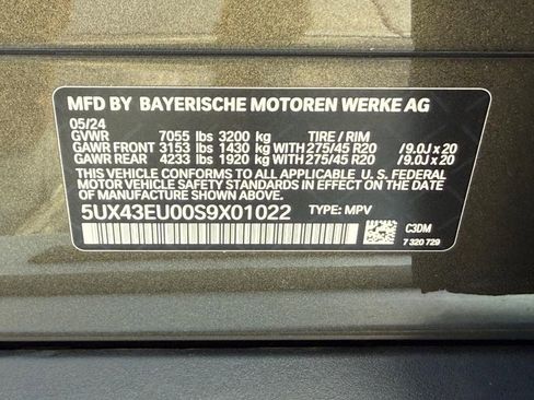 Certified 2025 BMW X5 xDrive50e w/ Executive Package AWD/4WD image 24