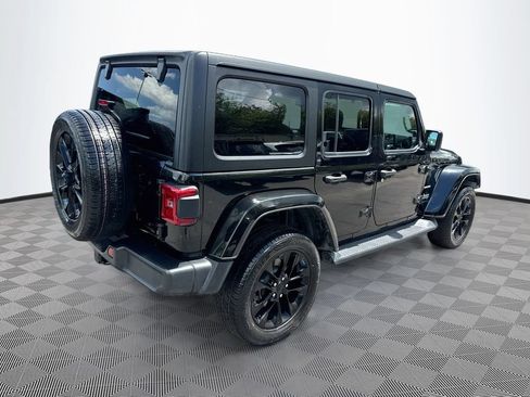 Used 2023 Jeep Wrangler Unlimited Sahara AWD/4WD image 6