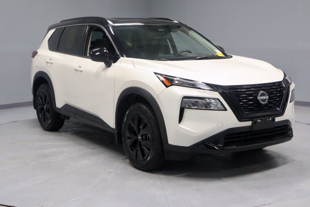 Certified 2023 Nissan Rogue SV w/ SV Premium B Package AWD/4WD image 1