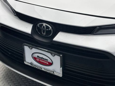 Used 2026 Toyota Corolla LE FWD image 3