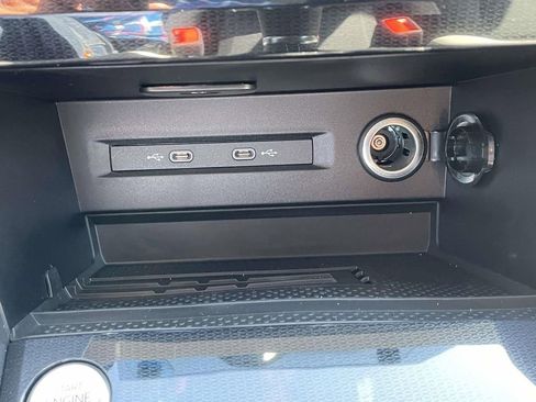 New 2026 Volkswagen Taos SE FWD image 29