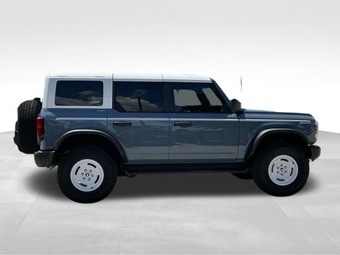 Used 2025 Ford Bronco Heritage Edition AWD/4WD image 12