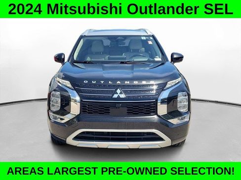 Used 2024 Mitsubishi Outlander SEL AWD/4WD image 2