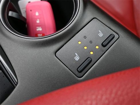 Used 2022 Toyota Camry XSE image 18