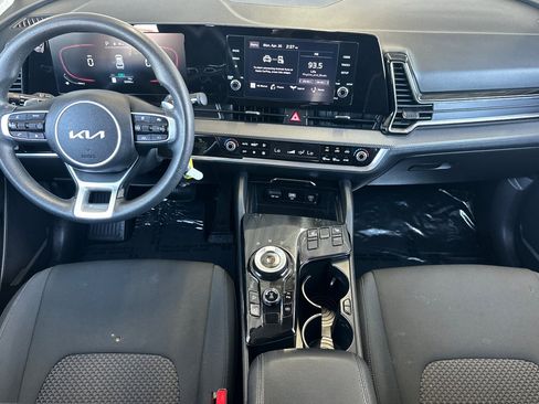 Used 2023 Kia Sportage LX image 12