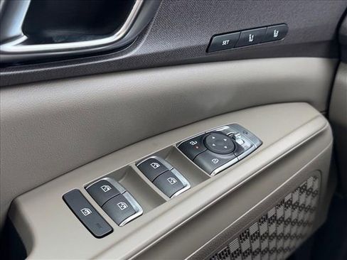 New 2026 Kia Carnival EX image 21