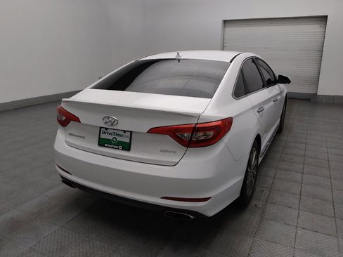 Used 2016 Hyundai Sonata Sport w/ Option Group 02 FWD image 9