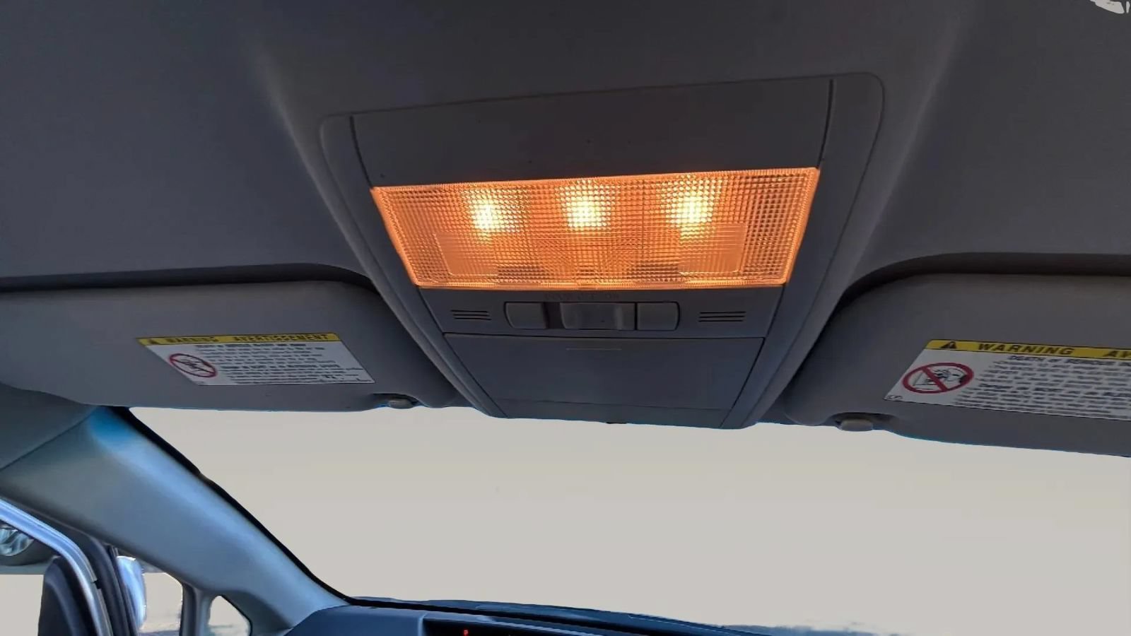 Used 2005 Toyota Prius FWD image 46