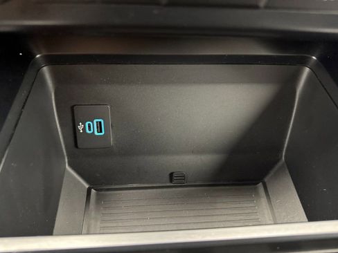 Used 2024 Ford F250 XLT image 48