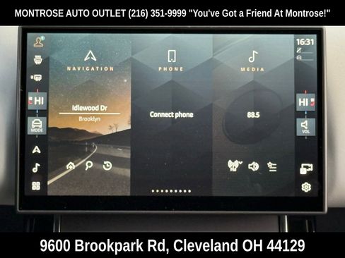 New 2026 Land Rover Range Rover Velar Dynamic SE image 20