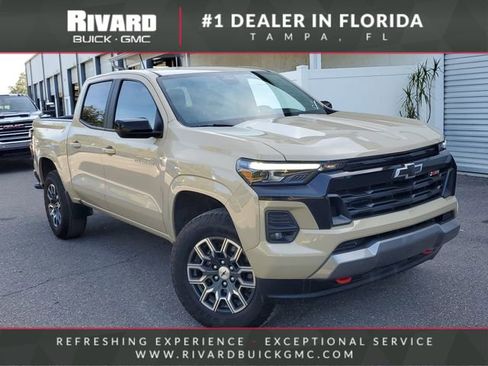 Used 2024 Chevrolet Colorado Z71 image 1