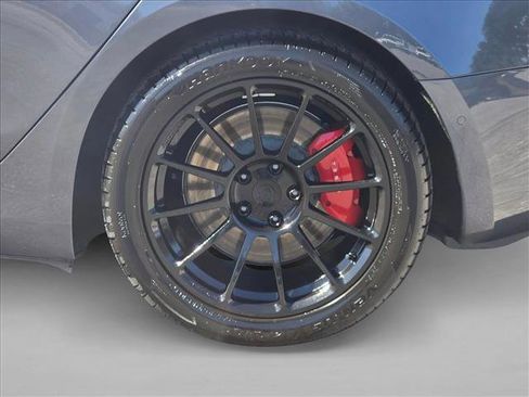 Used 2020 Tesla Model 3 Performance image 23