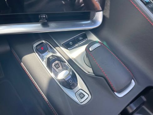 Used 2024 Chevrolet Corvette Stingray Premium Conv w/ Z51 Performance Package RWD image 12