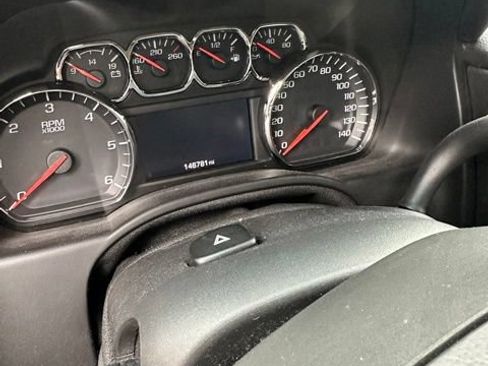 Used 2015 GMC Yukon SLT w/ Open Road Package AWD/4WD image 2
