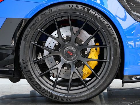 Used 2019 Porsche 911 GT2 RS RWD image 46