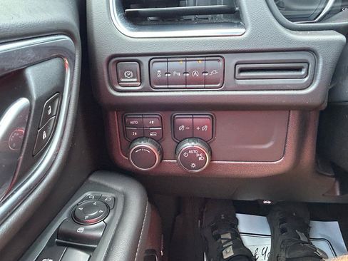 Used 2021 Chevrolet Tahoe LT AWD/4WD image 28