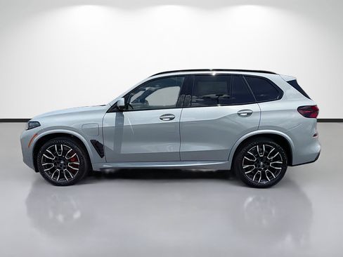 New 2026 BMW X5 xDrive50e w/ M Sport Package AWD/4WD image 6