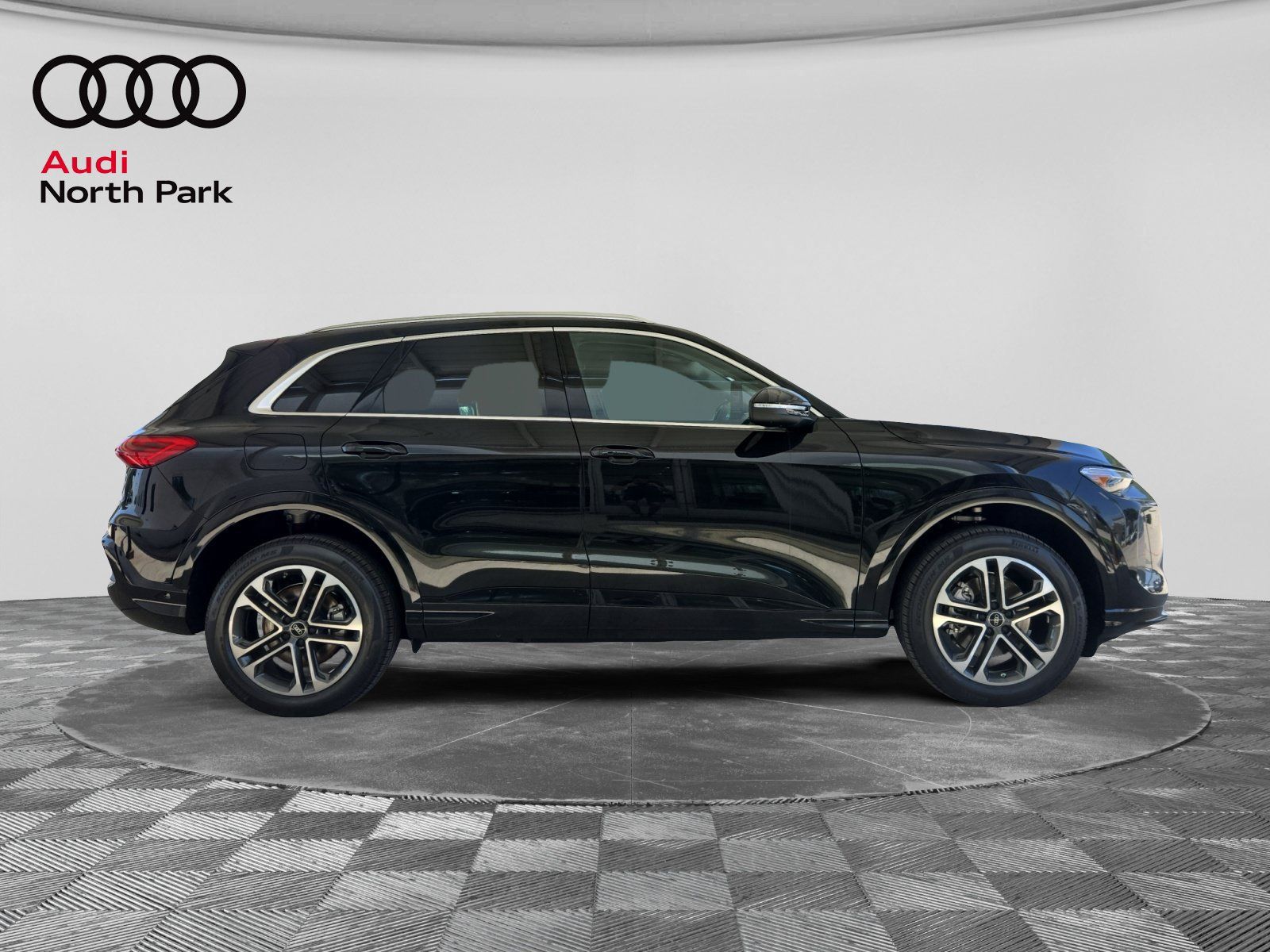 New 2026 Audi Q5 Premium AWD/4WD image 6