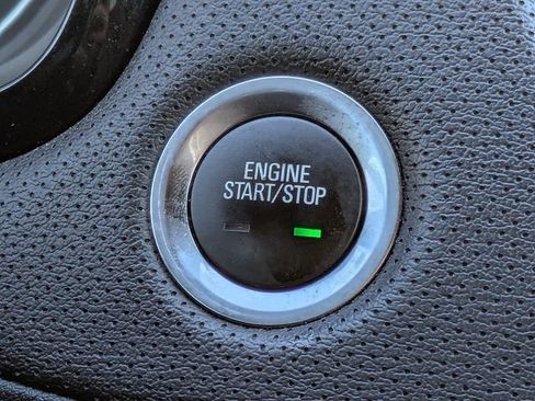 Used 2022 Cadillac XT5 Premium Luxury image 37