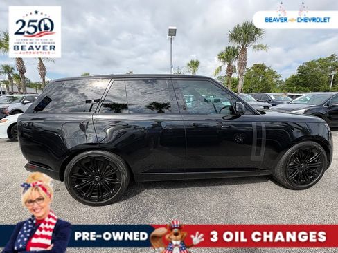 Used 2024 Land Rover Range Rover SE AWD/4WD image 8