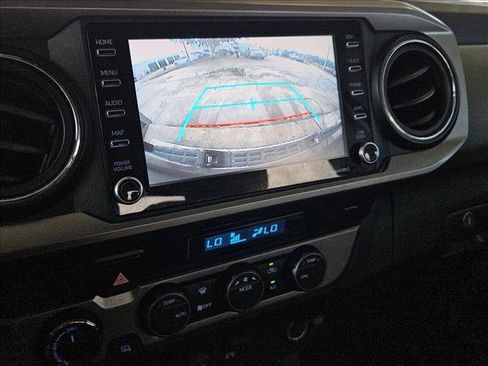 Used 2022 Toyota Tacoma SR5 image 11