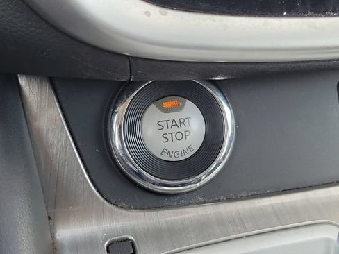 Used 2018 Nissan Murano S FWD image 30