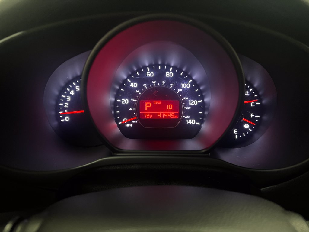 Used 2018 Kia Soul + FWD image 16