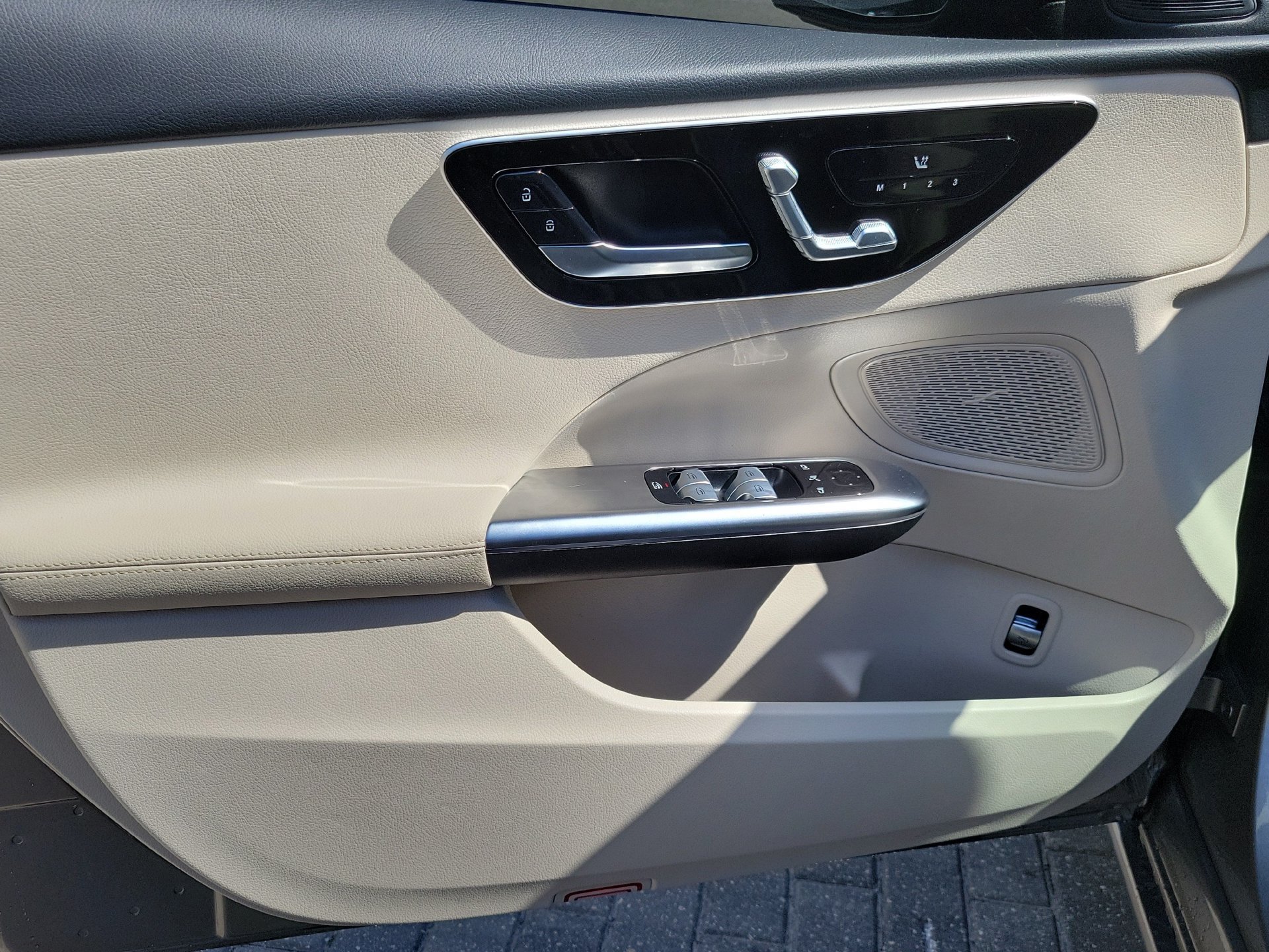 Used 2023 Mercedes-Benz C 300 Sedan image 19