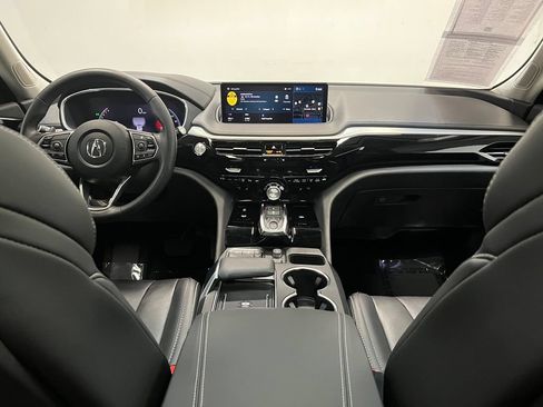 Certified 2024 Acura MDX SH-AWD w/ Technology Package image 17