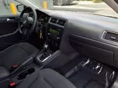 Used 2014 Volkswagen Jetta S FWD image 8