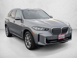 Used 2024 BMW X5 xDrive40i w/ Premium Package video 3