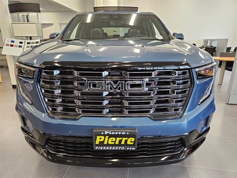 New 2026 GMC Acadia Denali Ultimate w/ LPO, Floor Liner Package image 7