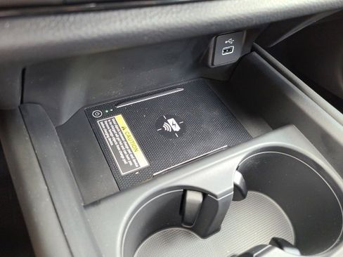 Used 2025 Honda HR-V EX-L image 25