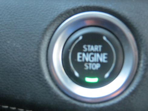 Used 2023 Cadillac Escalade ESV Luxury image 11