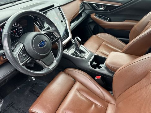 Used 2020 Subaru Outback Touring w/ Popular Package #2 image 4