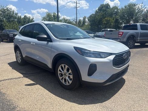 Used 2025 Ford Escape Active FWD image 1