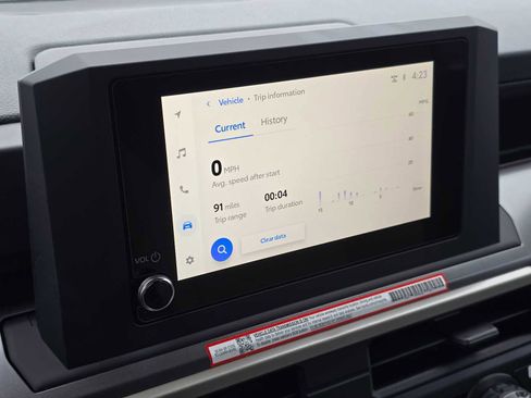 Certified 2025 Toyota Tacoma TRD Off-Road image 29