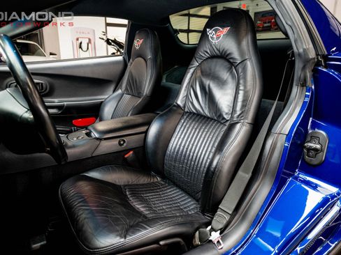 Used 2004 Chevrolet Corvette Z06 w/ Z06 Preferred Equipment Group image 98