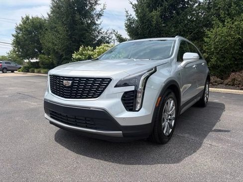 Used 2021 Cadillac XT4 Premium Luxury w/ Cold Weather Package FWD image 1