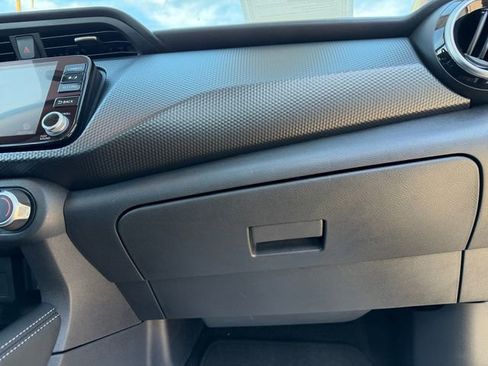 Used 2023 Nissan Kicks SV image 24