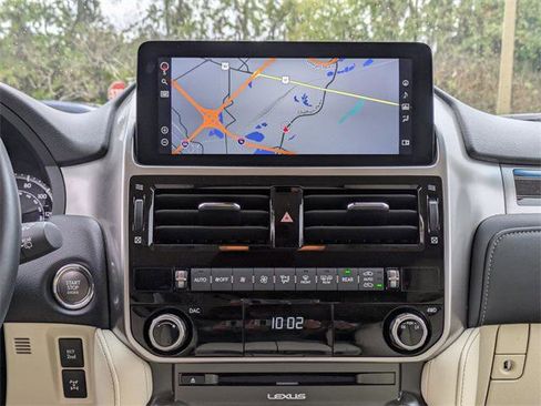 Certified 2023 Lexus GX 460 Premium w/ Premium Plus Package image 19