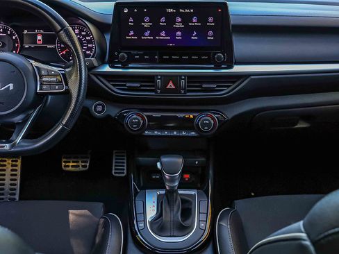 Certified 2023 Kia Forte GT-Line w/ GT-Line Premium Package image 11