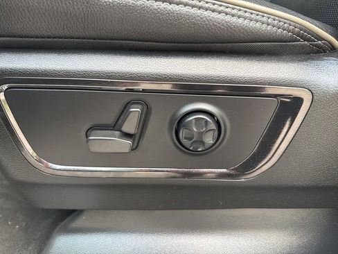 Used 2023 RAM 1500 Limited w/ Body Color Bumper Group image 26