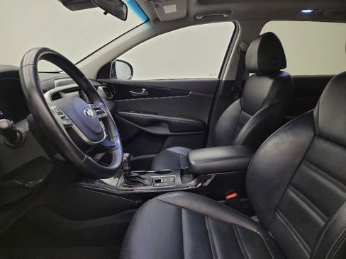 Used 2020 Kia Sorento EX image 17