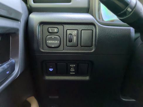 Used 2017 Toyota 4Runner SR5 Premium image 21