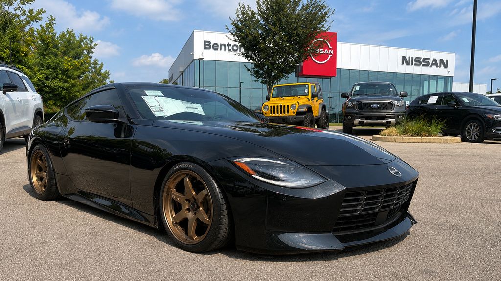 New 2026 Nissan Z Performance w/ Floor Mat Package RWD image 3