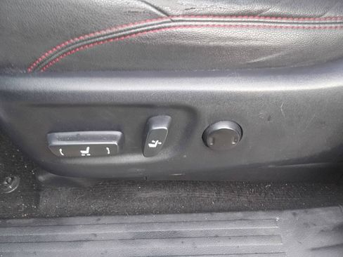 Used 2015 Toyota 4Runner Trail Premium AWD/4WD image 16