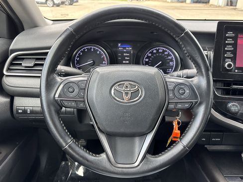 Used 2021 Toyota Camry SE FWD image 22