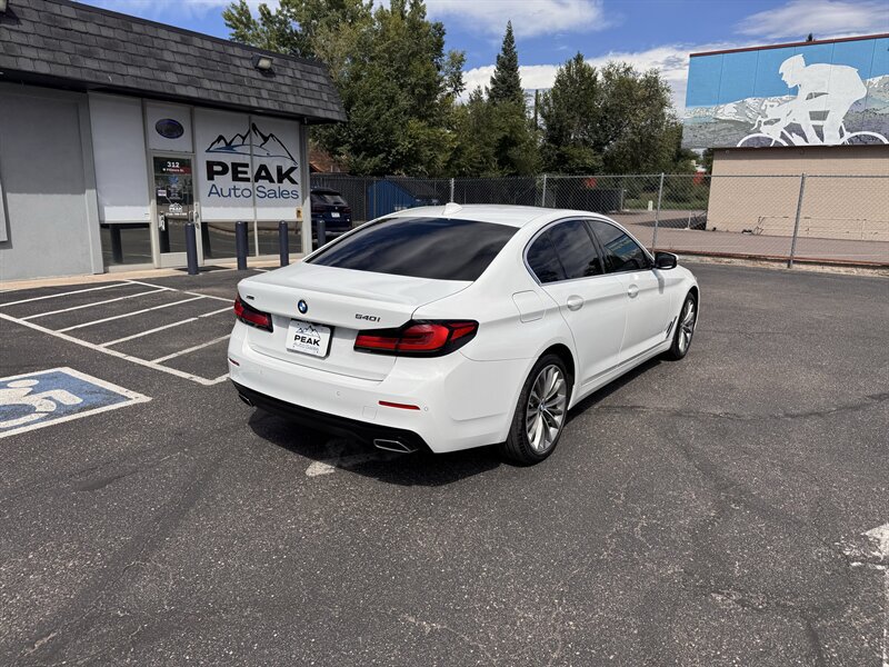 Used 2021 BMW 540i xDrive w/ Premium Package AWD/4WD image 7